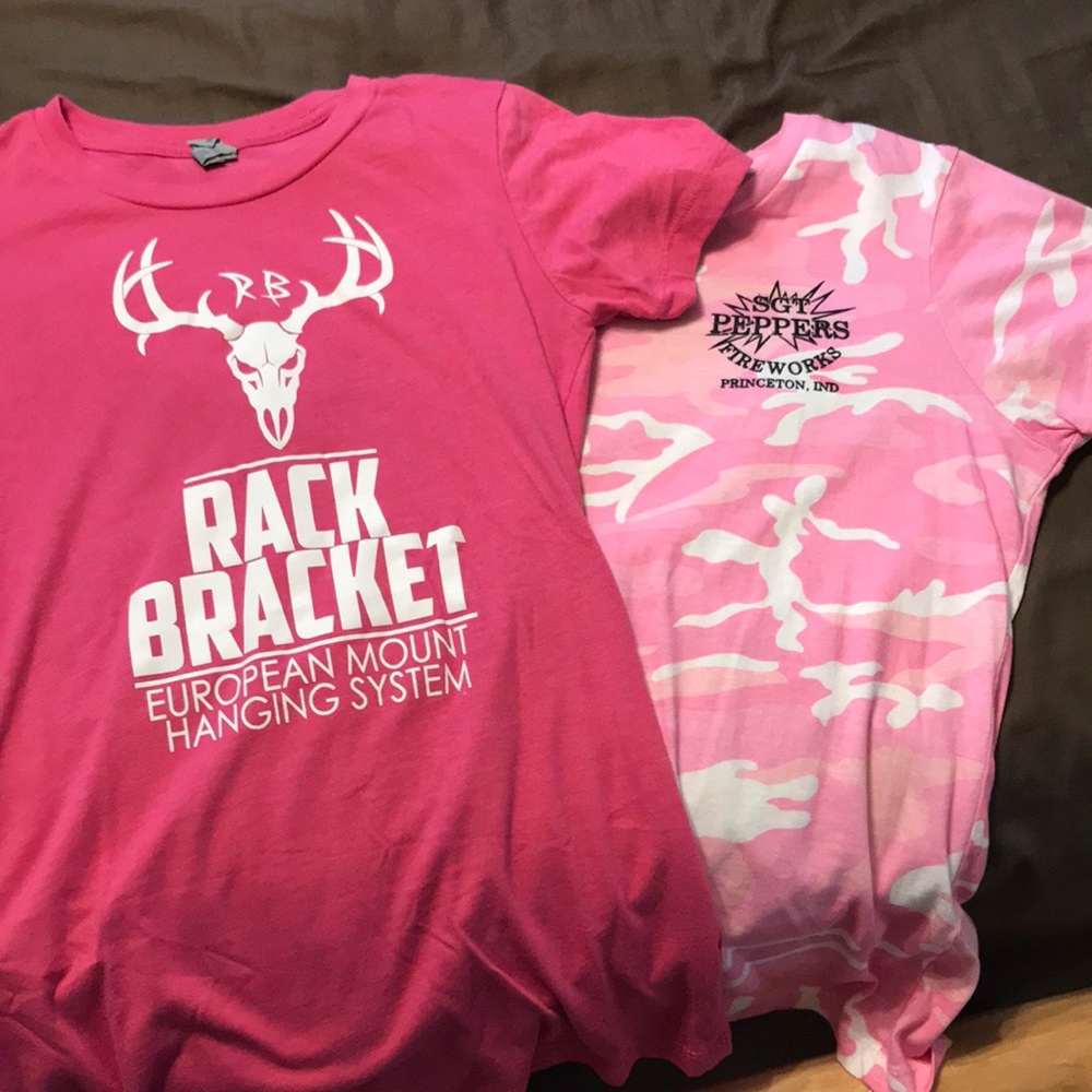 Pink graphic tee bundle